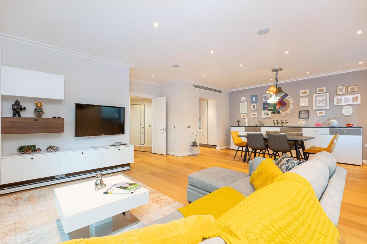 Luxurious Modern 3Br Flat In Prime Canary Wharf Apartment ลอนดอน ภายนอก รูปภาพ