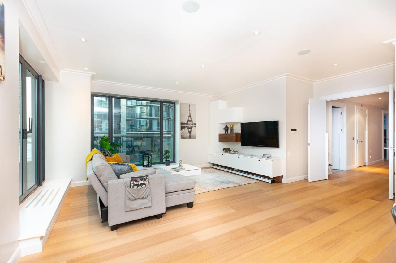 Luxurious Modern 3Br Flat In Prime Canary Wharf Apartment ลอนดอน ภายนอก รูปภาพ